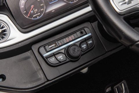 Auto Na Akumulator Mercedes G63 4X4 XXL 24V14AH Biały LEAN CARS
