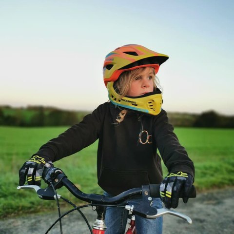 Kask rowerowy dziecięcy z odpinaną szczęką rozmiar S - żółto-pomarańczowy ROCKBROS
