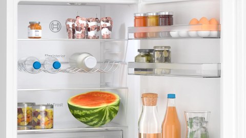 Lodówka BOSCH KGN362WDF Serie 4 Total No Frost 186 cm | VitaFresh | MultiAirflow | SuperCooling