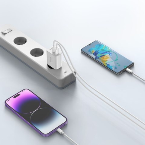Ładowarka sieciowa 2x USB-C PD / USB-A QC 30W - biała Tech-Protect