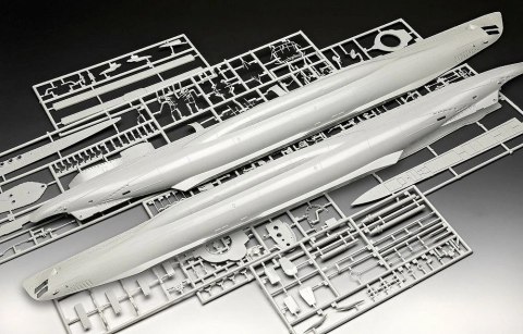 Model plastikowy Niemiecka łódź podwodna typ VII C/41 1/72