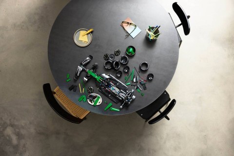 LEGO Technic 42240 - Bolid F1 Aston Martin Aramco AMR25