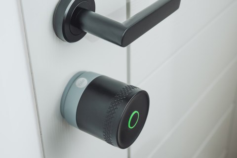 Inteligentny zamek do drzwi Yale Linus Smart lock L2 Lite Black