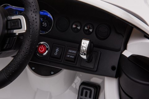Auto Na Akumulator Ford Mustang GT Drift SX2038 Pilot Świtła LED MP3 Biały LEAN CARS
