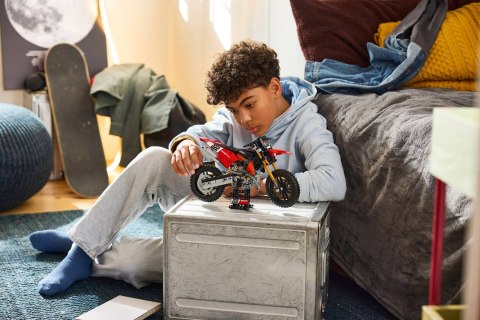 LEGO Technic 42238 - Motocykl Ducati Desmo450 MX Factory